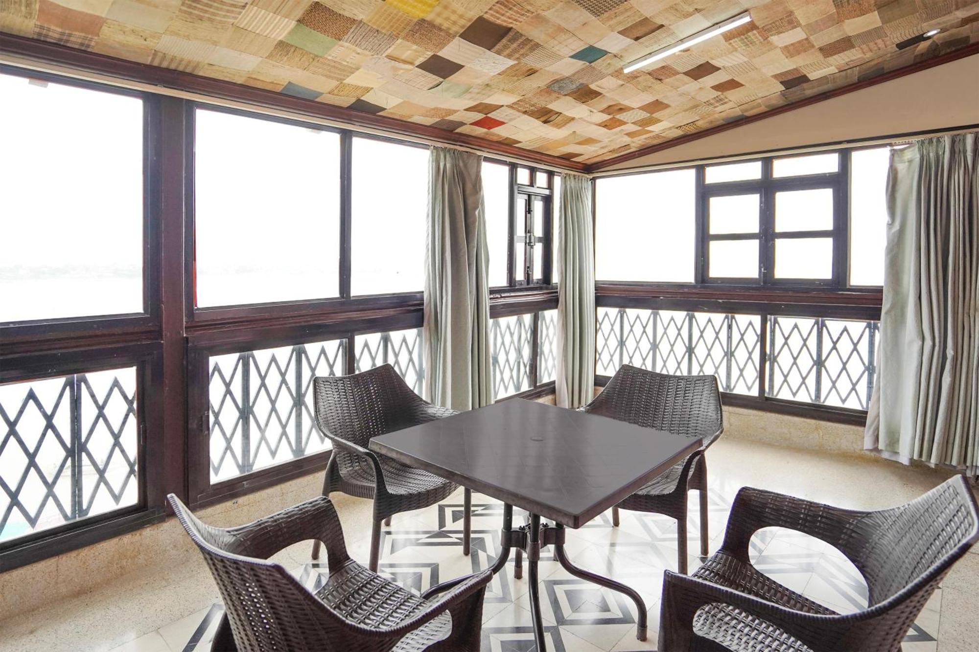 Palette Heritage Scindia Ghat Hotel Varanasi
