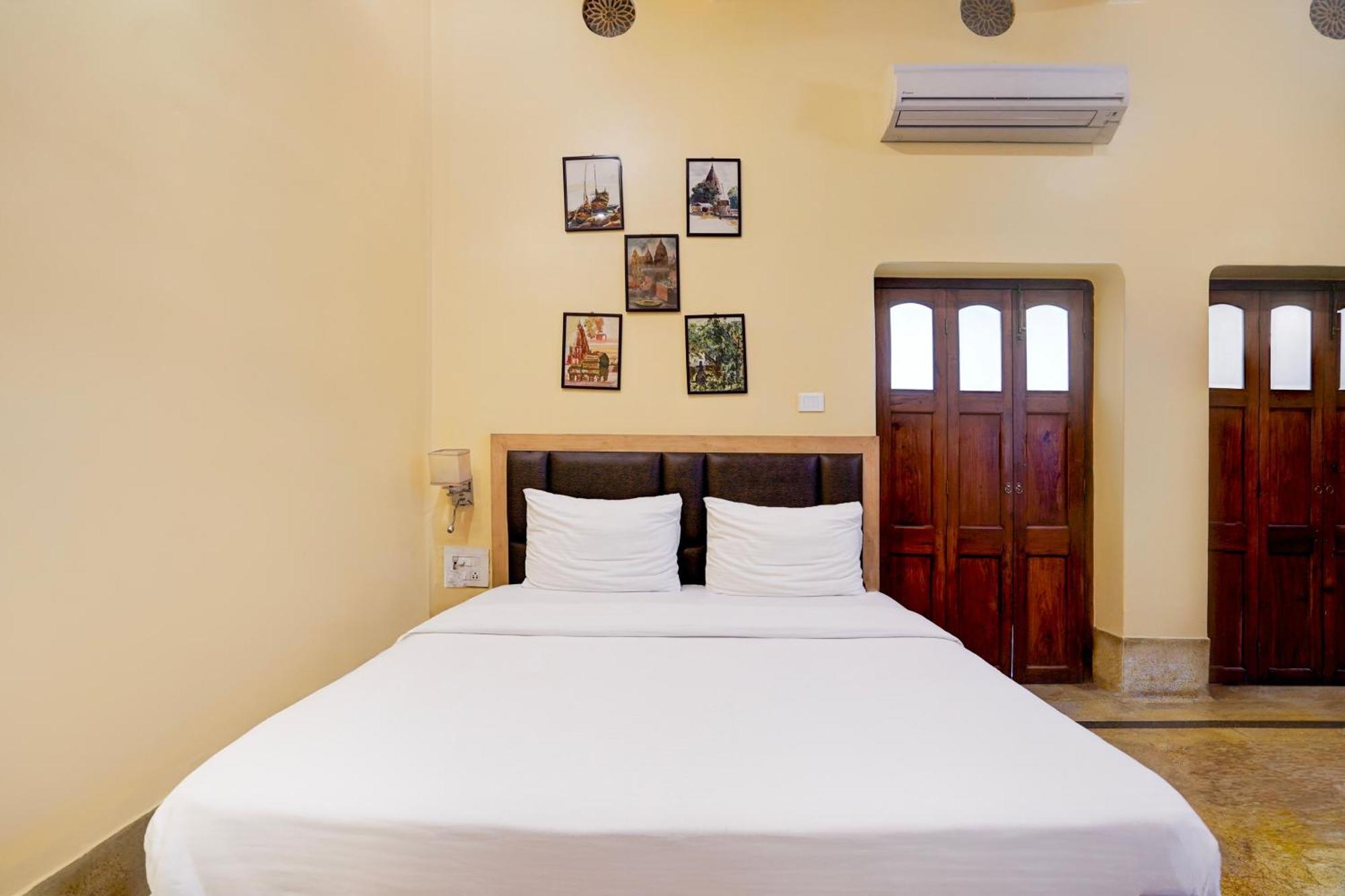 Hotel Palette Heritage Scindia Ghat